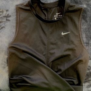 Black Nike Cropped Tank Top